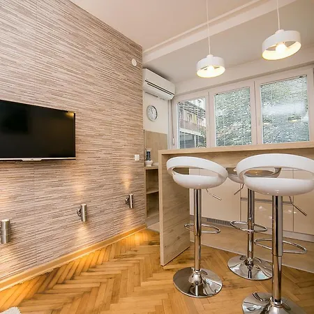 公寓 King Milan, Center