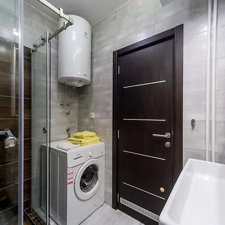 King Milan, Center 贝尔格莱德